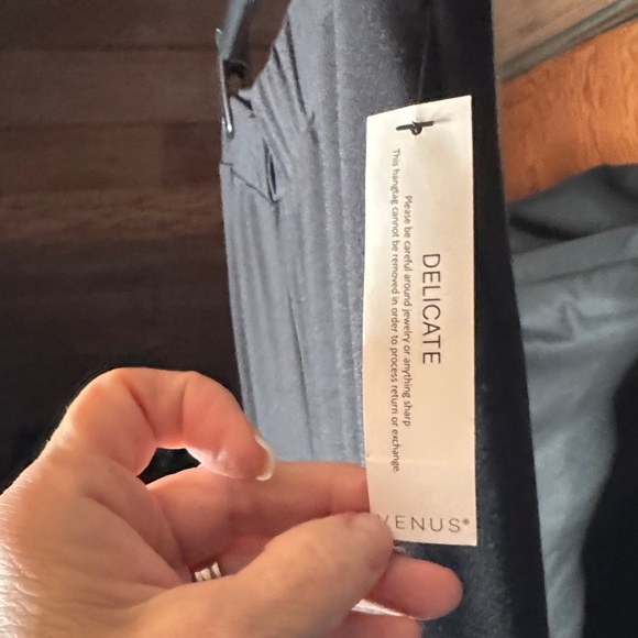 Venus Black Lace-Up Leggings with Gold Ring Detail – Size Large (NWT) - Picture 3 of 5